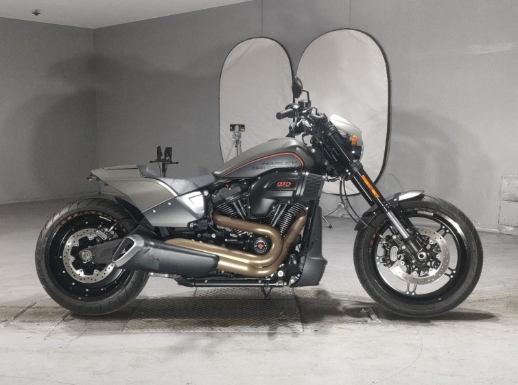 Мотоцикл HD SOFTAIL FXDRS1870 с пробегом 8561 km