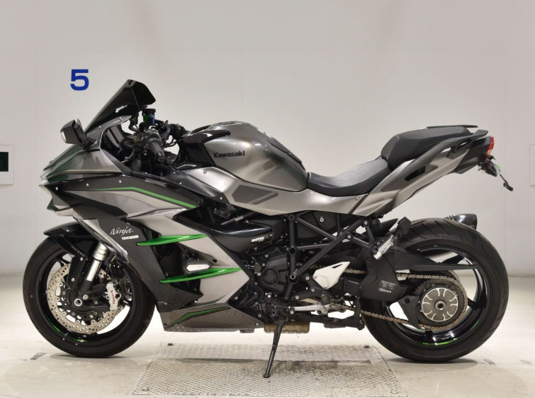 Мотоцикл Kawasaki NINJA H2 SX SE + с пробегом 17702 km