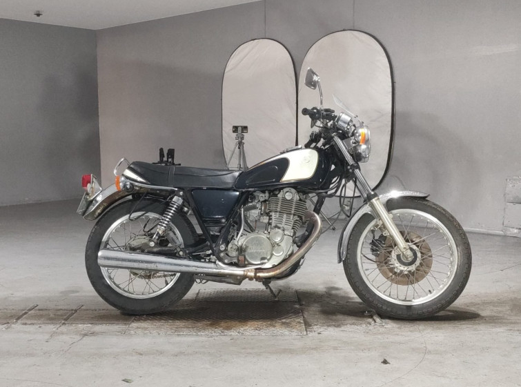 Мотоцикл Yamaha SR400 с пробегом 37597 km