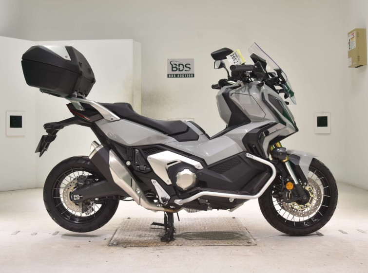 Мотоцикл Honda X-ADV750-2 с пробегом 1647 km