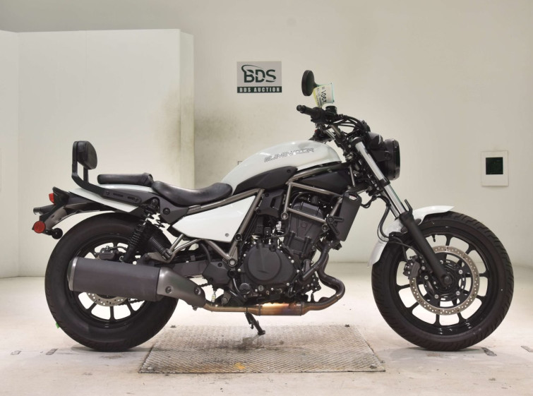 Мотоцикл Kawasaki ELIMINATOR 400 с пробегом 1561 km