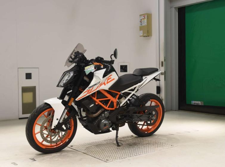 Мотоцикл KTM 390 DUKE с пробегом 34650 km