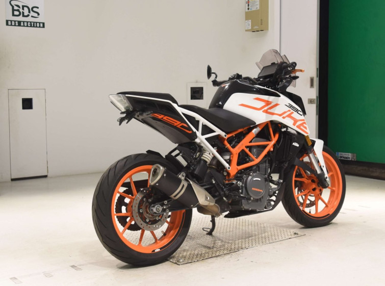Мотоцикл KTM 390 DUKE с пробегом 34650 km