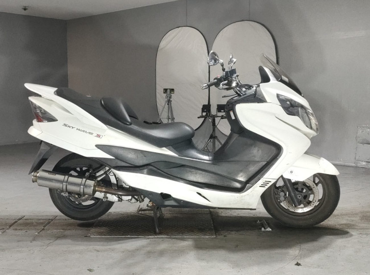 Мотоцикл Suzuki SKYWAVE 250S з пробігом 43290 km
