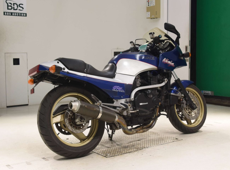 Мотоцикл Kawasaki GPZ900R с пробегом 22042 km