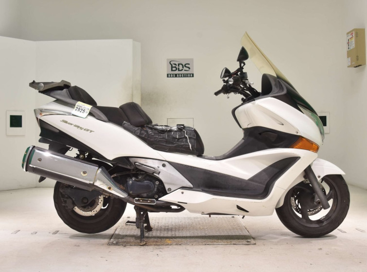 Мотоцикл Honda SILVERWING600 з пробігом 67285 km
