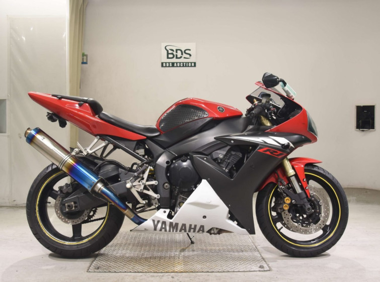 Мотоцикл Yamaha YZF-R1 с пробегом 116977 km