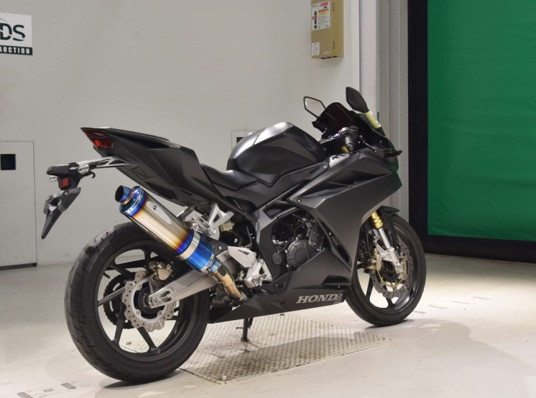 Мотоцикл Honda CBR250RRA з пробігом 14969 km