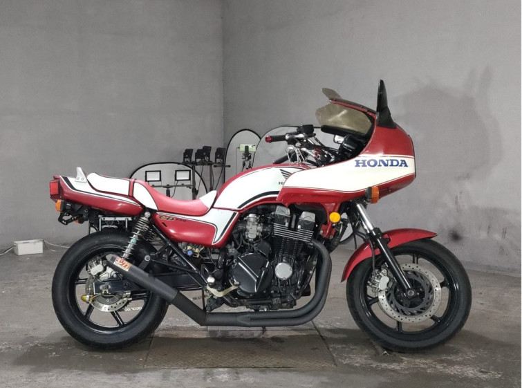 Мотоцикл Honda CB750 CUSTOM с пробегом 34504 km