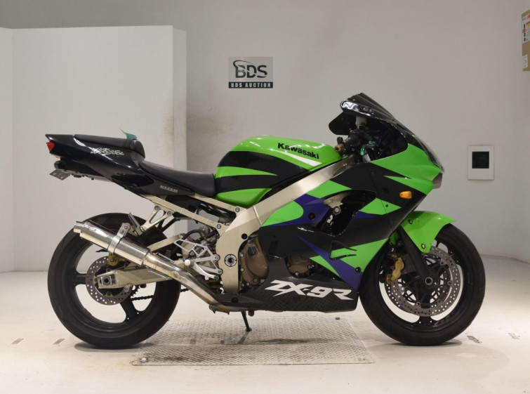 Мотоцикл Kawasaki NINJA ZX-9R з пробігом 24394 km