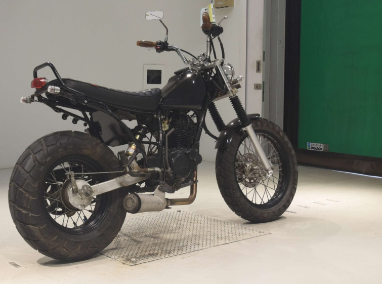 Мотоцикл Yamaha TW200 з пробігом 2269 km