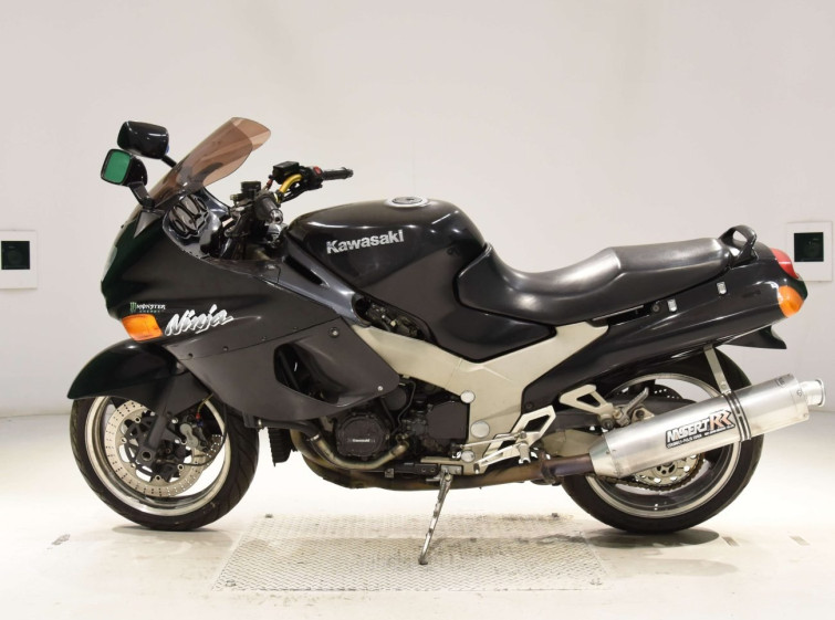 Мотоцикл Kawasaki ZZ-R1100 с пробегом 43310 km