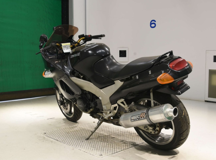 Мотоцикл Kawasaki ZZ-R1100 с пробегом 43310 km