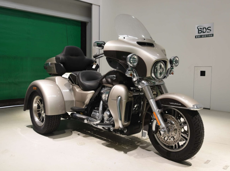 Мотоцикл HD ELECTRA GLIDE FLHTCU1750 TRIKE з пробігом 10859 km