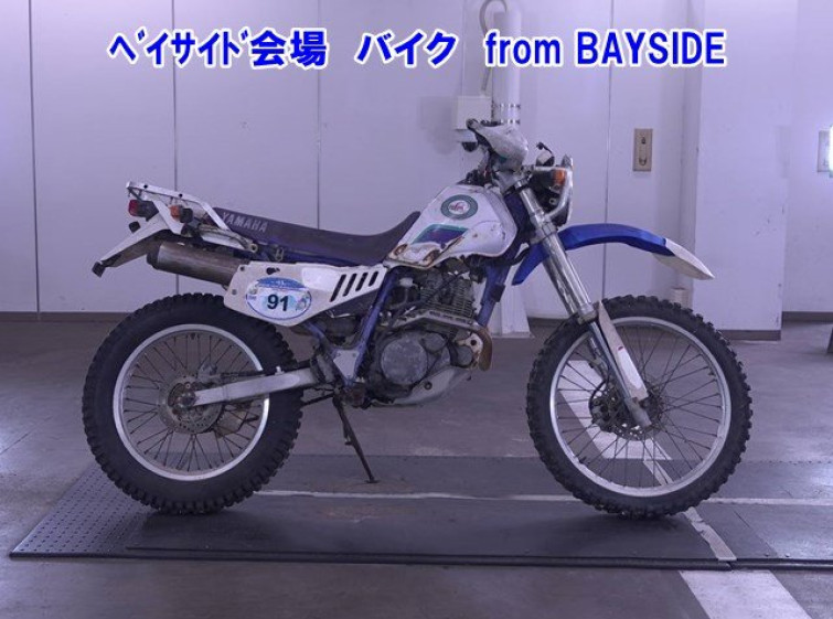 Мотоцикл Yamaha SEROW XT225