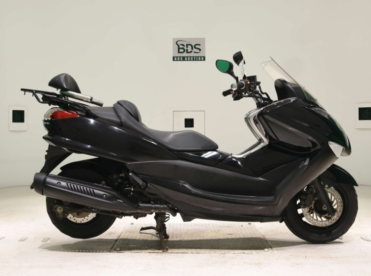 Мотоцикл Yamaha MAJESTY 250 с пробегом 25872 km