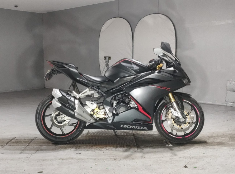 Мотоцикл Honda CBR250RR з пробігом 23358 km