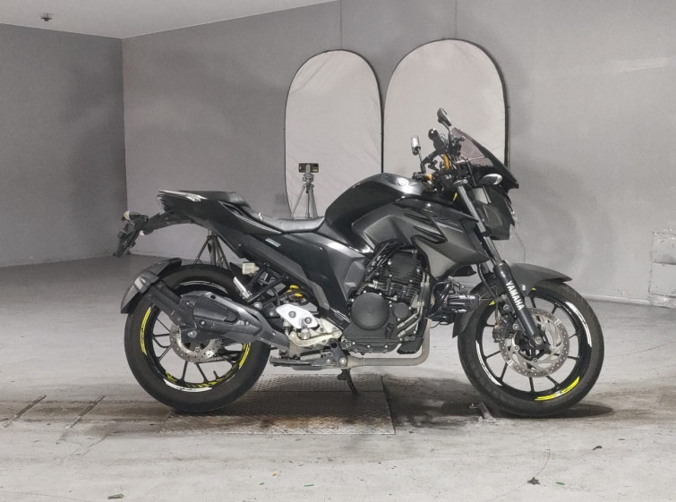 Мотоцикл Yamaha FZ250 FAZER с пробегом 28531 km
