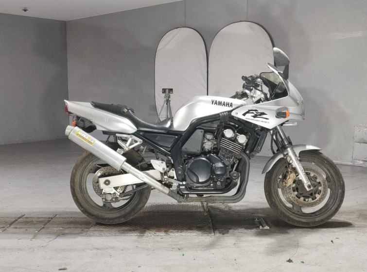 Мотоцикл Yamaha FZ400 з пробігом 41808 km