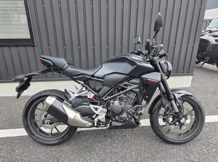 Мотоцикл Honda CB250R з пробігом 7337 km