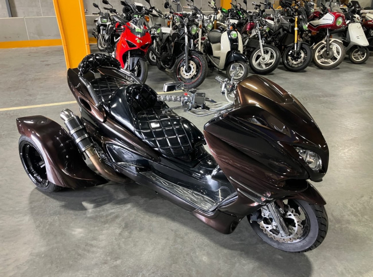 Мотоцикл Yamaha MAJESTY 250 TRIKE с пробегом 5934 km