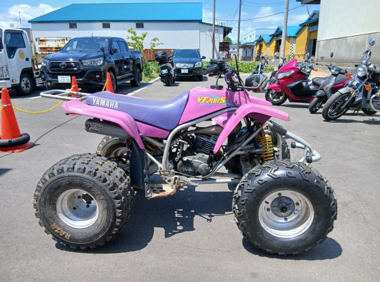 Мотоцикл Yamaha YF200S