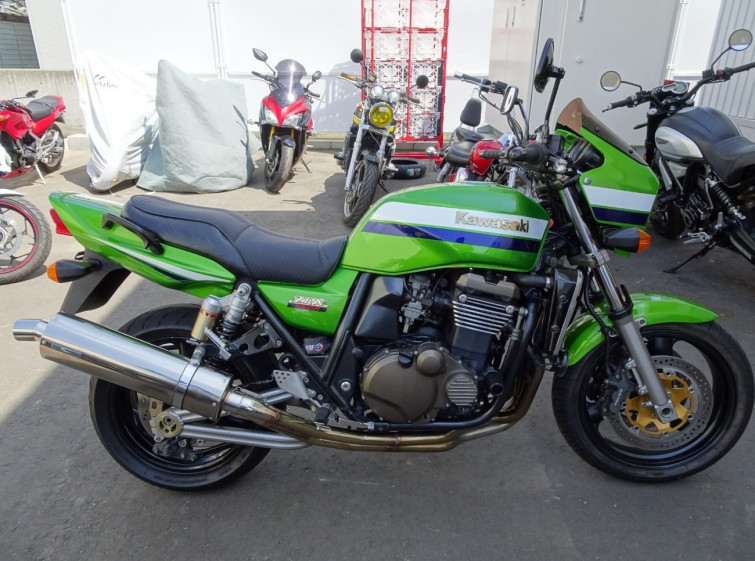 Мотоцикл Kawasaki ZRX1200R з пробігом 75986 km