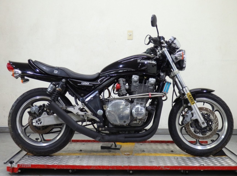 Мотоцикл Kawasaki ZEPHYR1100 с пробегом 12356 km