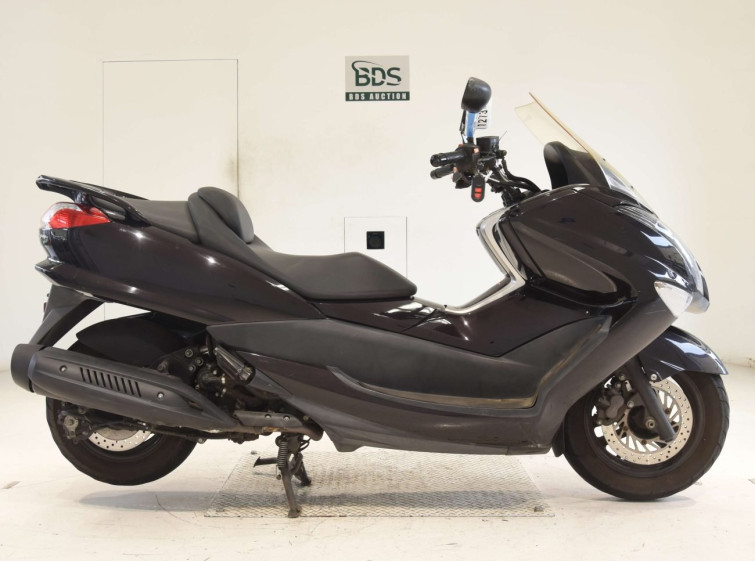 Мотоцикл Yamaha MAJESTY 250 с пробегом 35945 km