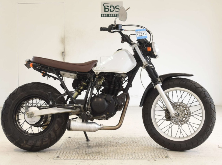 Мотоцикл Yamaha TW225 с пробегом 13494 km