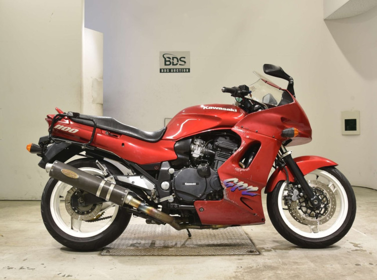 Мотоцикл Kawasaki GPZ1100 з пробігом 83703 km