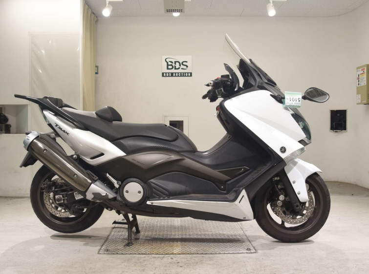 Мотоцикл Yamaha T-MAX530 с пробегом 42458 km