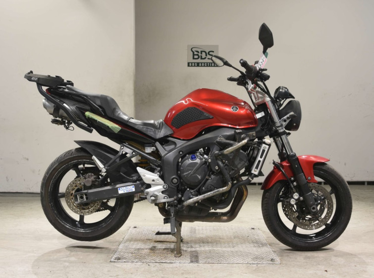 Мотоцикл Yamaha FZ6 FAZER с пробегом 104857 km