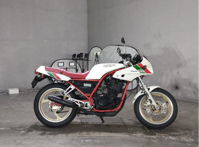 Мотоцикл Yamaha SRX250F з пробігом 5566 km