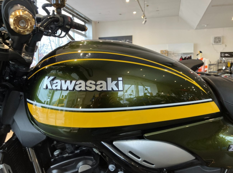 Мотоцикл Kawasaki Z900RS з пробігом 4293 km