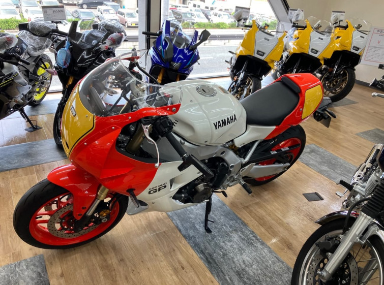 Мотоцикл Yamaha XSR900 GP з пробігом 4338 km