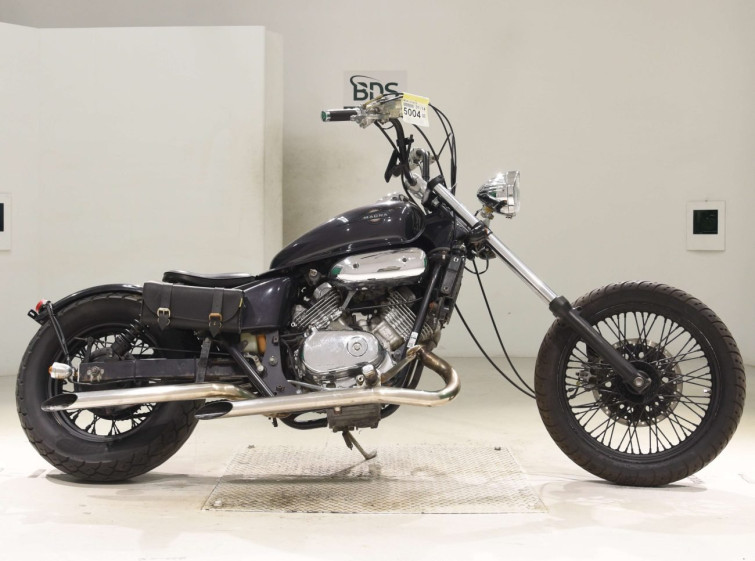 Мотоцикл Honda MAGNA250 с пробегом 32491 km