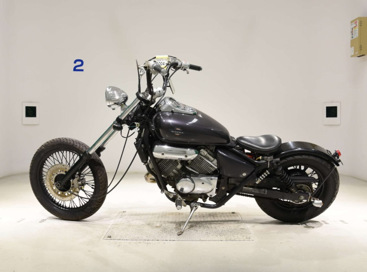 Мотоцикл Honda MAGNA250 с пробегом 32491 km