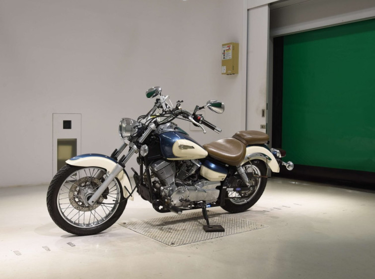 Мотоцикл Yamaha DRAGSTAR XVS250 з пробігом 7574 km