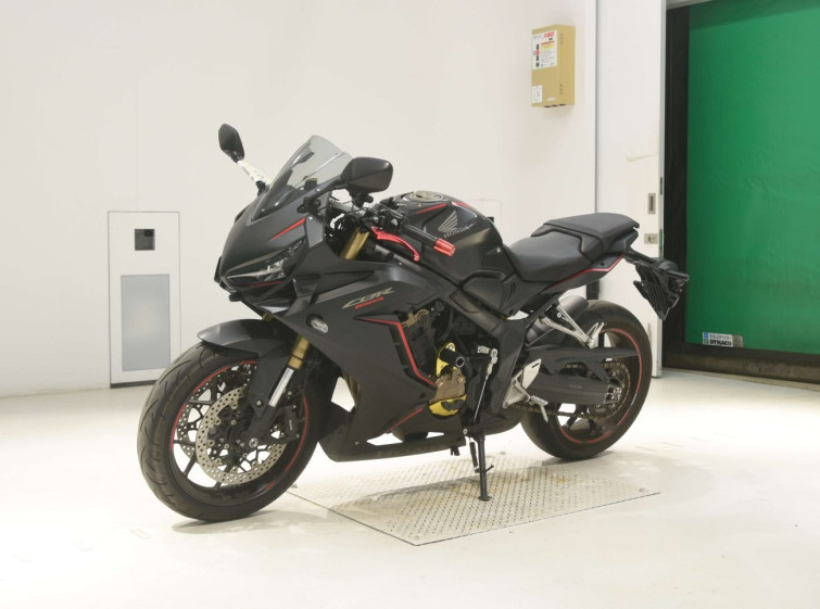 Мотоцикл Honda CBR650R с пробегом 21214 km