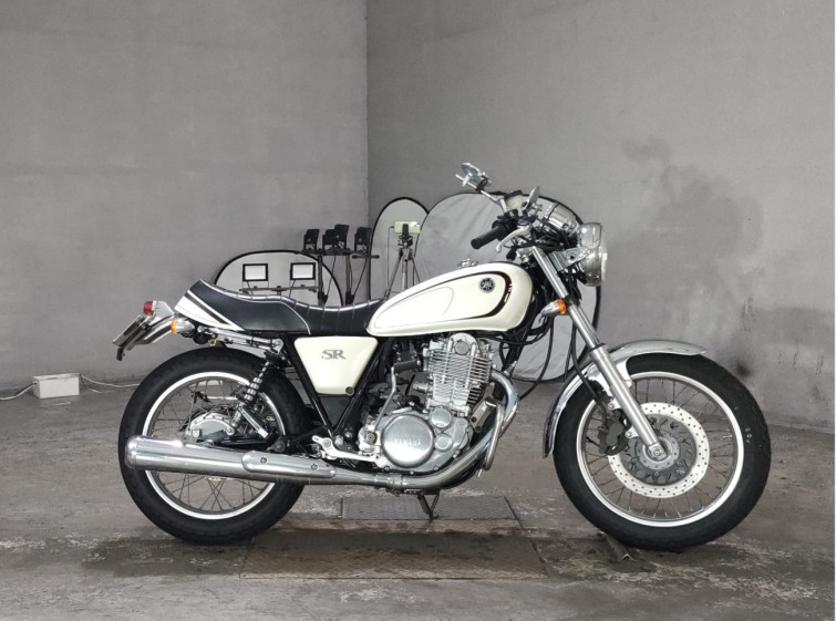 Мотоцикл Yamaha SR400 с пробегом 22998 km