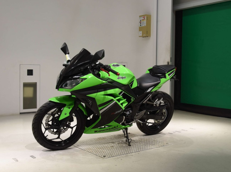 Мотоцикл Kawasaki NINJA250 з пробігом 16090 km