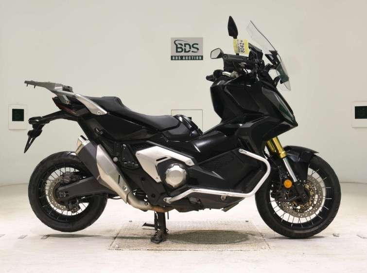 Мотоцикл Honda X-ADV750-2 с пробегом 234128 km