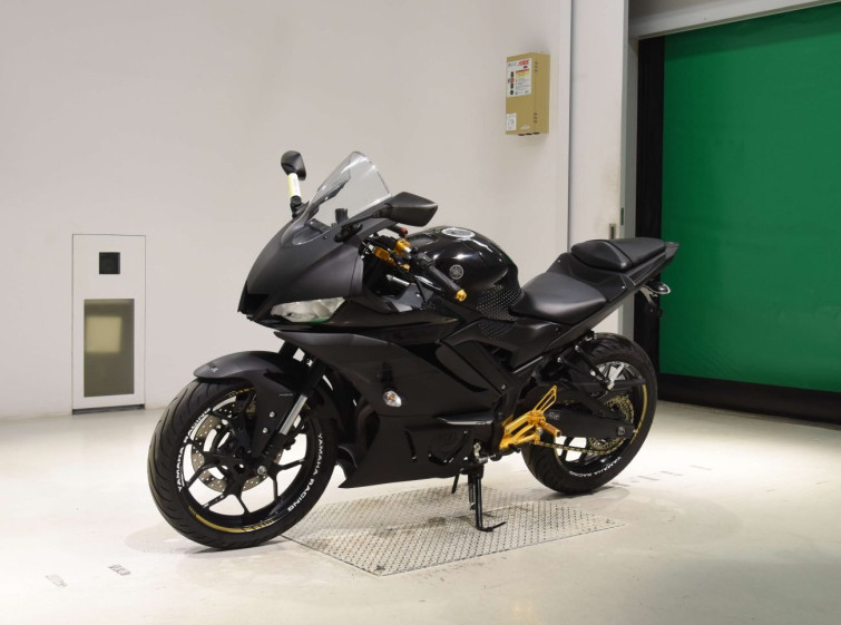 Мотоцикл Yamaha YZF-R3 с пробегом 19850 km