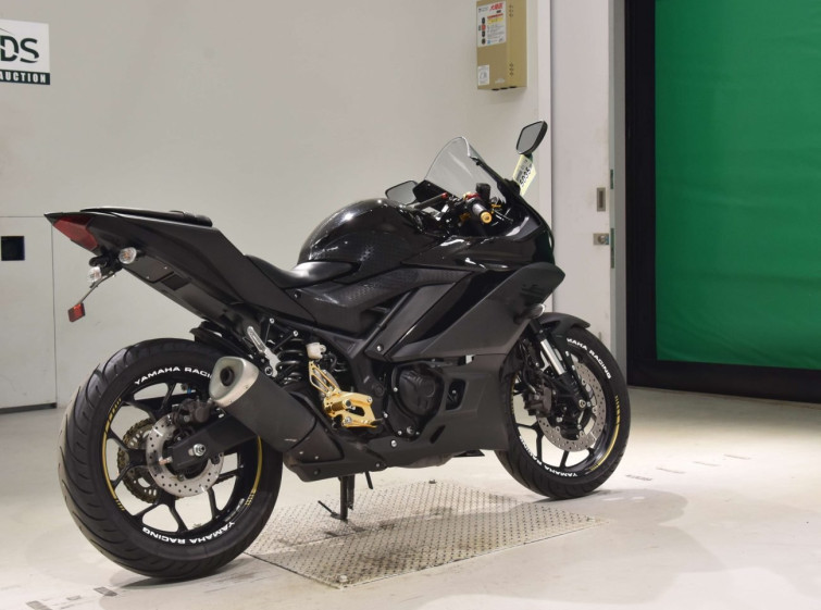Мотоцикл Yamaha YZF-R3 с пробегом 19850 km