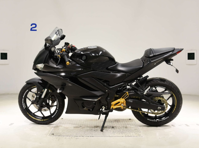 Мотоцикл Yamaha YZF-R3 с пробегом 19850 km
