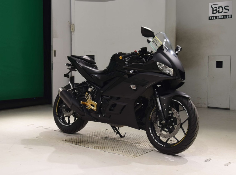 Мотоцикл Yamaha YZF-R3 с пробегом 19850 km