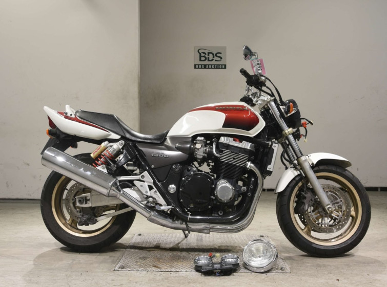 Мотоцикл Honda CB1300SF