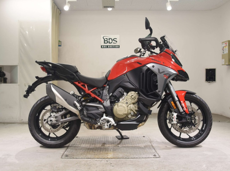 Мотоцикл Ducati MULTISTRADA V4S с пробегом 1637 km