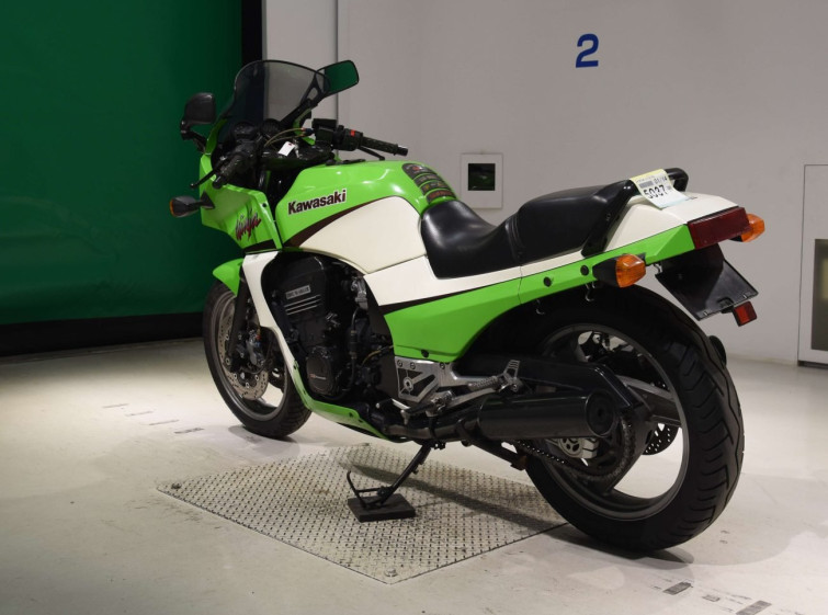 Мотоцикл Kawasaki GPZ900R з пробігом 12337 km